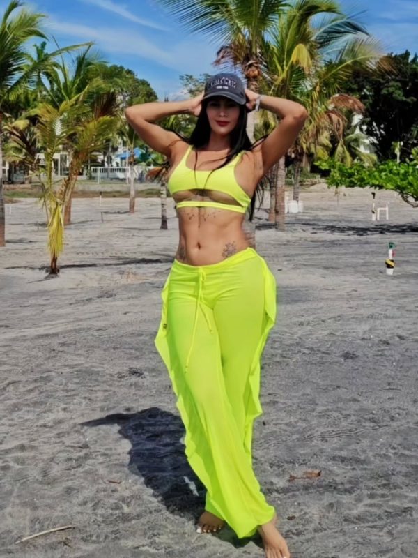 Alejandra Garcia flakahelen